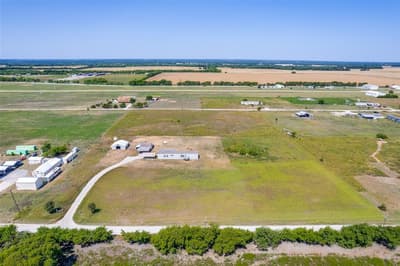 408 County Road 4415, Whitewright TX 75491