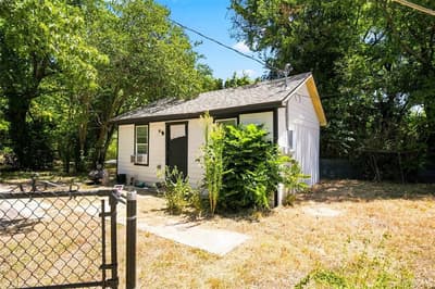 2000 Parrish Street, Bellmead TX 76705