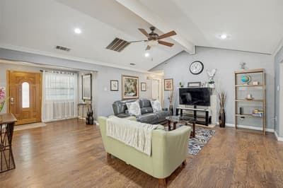 2006 E Branch Hollow Drive, Carrollton TX 75007 - Photo 5