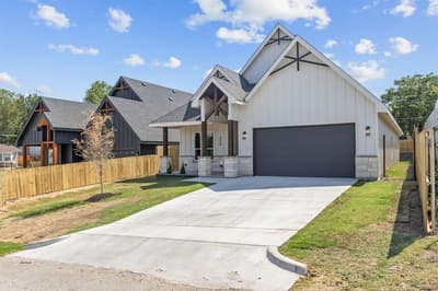 3203 NW 33rd Street, Fort Worth TX 76106 - Photo 2