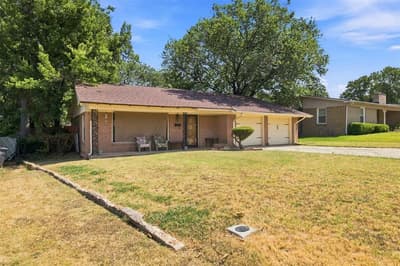 1817 Ellington Drive, Fort Worth TX 76112 - Photo 2