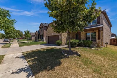 3305 Knoll Pines Road, Denton TX 76208 - Photo 2