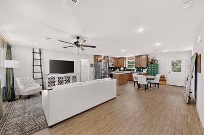 1069 Hereford Drive, Springtown TX 76082 - Photo 5