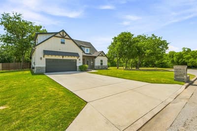 545 Mckittrick Court, Godley TX 76044 - Photo 4