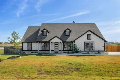 107 Red Cliff Court, Rhome TX 76078