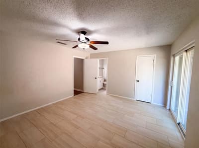922 Meadowdale Circle, Garland TX 75043 - Photo 3
