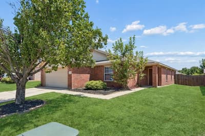2609 Diver Court, Fort Worth TX 76119