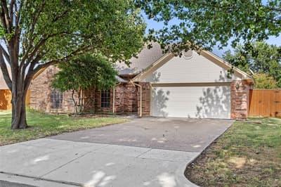 7732 Sagebrush Court N, North Richland Hills TX 76182 - Photo 2