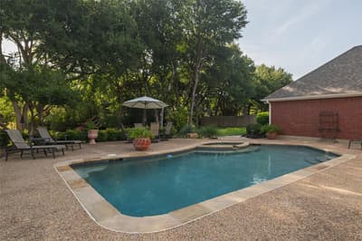 619 Portofino Drive, Arlington TX 76012 - Photo 2
