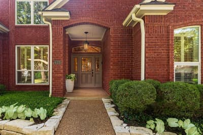 619 Portofino Drive, Arlington TX 76012 - Photo 4