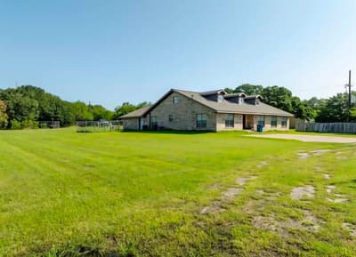 2437 State Highway 22, Whitney TX 76692 - Photo 2