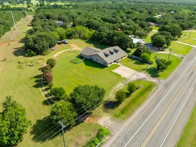 2437 State Highway 22, Whitney TX 76692 - Photo 3