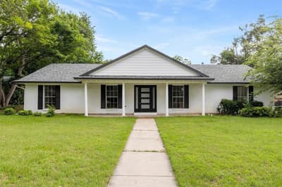 2203 Foxcroft Circle, Denton TX 76209