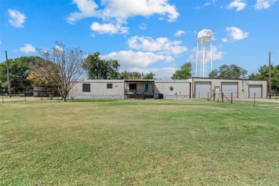 139 N 4th Street, Axtell TX 76624