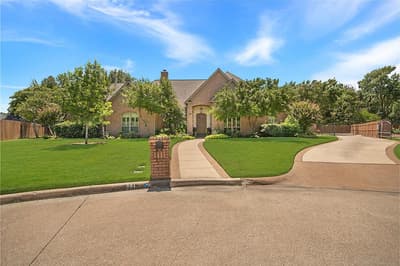 201 Rochelle Court, Colleyville TX 76034 - Photo 2