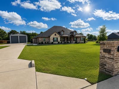 1231 Christie Lane, Terrell TX 75161