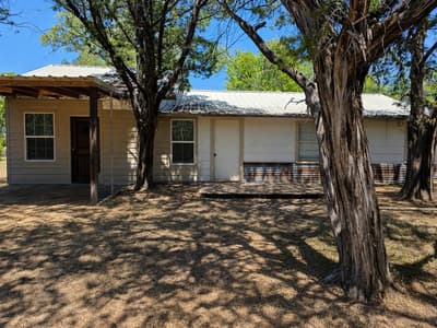 135 Giant Cedar Drive, Whitney TX 76692