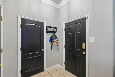 702 Sendero Drive, Arlington TX 76002 - Photo 4