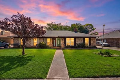 814 Rock Creek Drive, Euless TX 76039