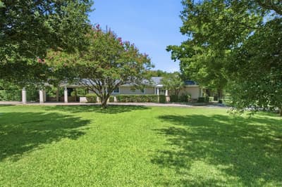 435 Horseshoe Trail W, Aledo TX 76008