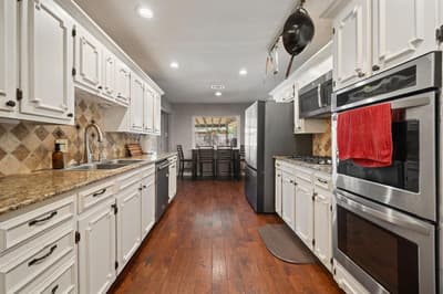 1507 Greenbrier Drive, Sherman TX 75092 - Photo 3