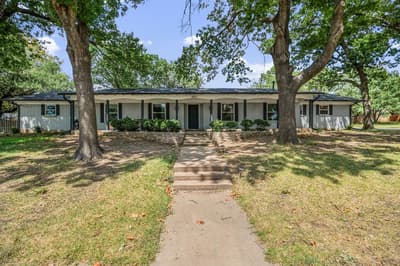 1507 Greenbrier Drive, Sherman TX 75092