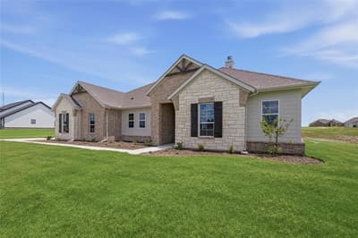131 Big Sky Road, Decatur TX 76234 - Photo 2