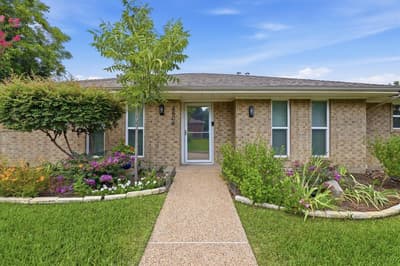 3506 Valley View Lane, Garland TX 75043 - Photo 3