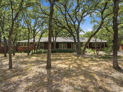 1700 Weiler Boulevard, Fort Worth TX 76112 - Photo 2