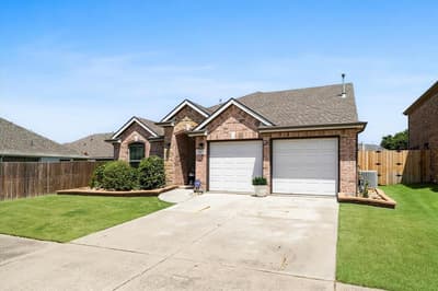 809 Cauble Drive, Fate TX 75087 - Photo 2