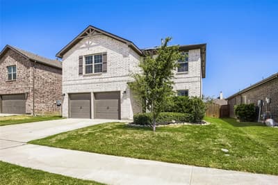 2008 Sun Star Drive, Haslet TX 76052 - Photo 2