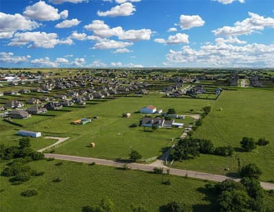 7932 County Road 913, Godley TX 76044 - Photo 2