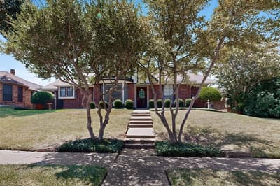 4431 Silverthorn Drive, Mesquite TX 75150 - Photo 2