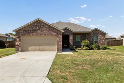 461 Kerens Street, Nevada TX 75173