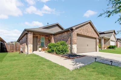 2706 Blackbuck Court, Crandall TX 75114 - Photo 2