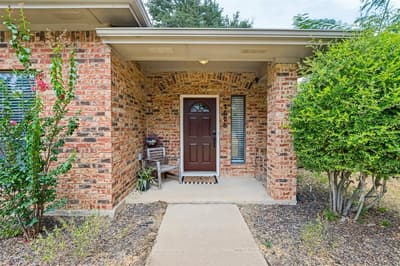 1006 Ridgeview, Carrollton TX 75007 - Photo 2
