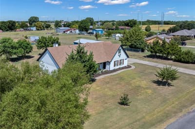 6560 Meadow Ridge Circle, Nevada TX 75173 - Photo 2