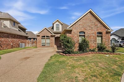4203 Lucy Lane, Arlington TX 76016
