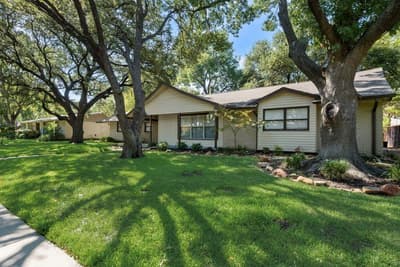 3662 Weeburn Drive, Dallas TX 75229 - Photo 3