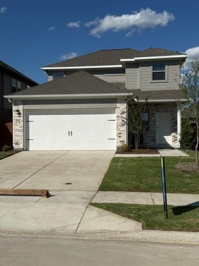 3516 Straw, Heartland TX 75114