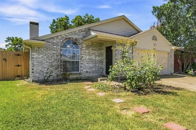 4612 Goldrock Drive, Fort Worth TX 76137 - Photo 2