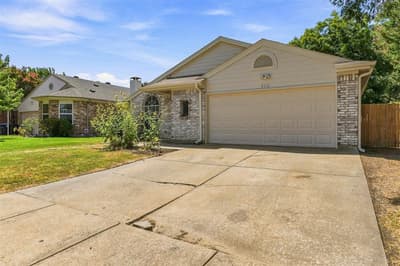 4612 Goldrock Drive, Fort Worth TX 76137 - Photo 3