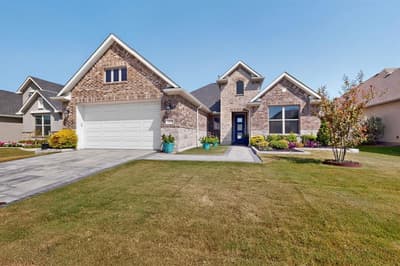 12612 Copper Ore Way, Denton TX 76207 - Photo 2