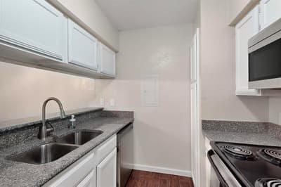 9611 Walnut Street # 1105, Dallas TX 75243 - Photo 3