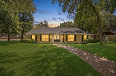 1049 Forest Grove Drive, Dallas TX 75218 - Photo 3