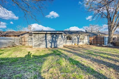 4916 Eastover Avenue, Fort Worth TX 76119 - Photo 2