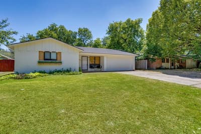 405 Lena Lane, Burleson TX 76028 - Photo 3