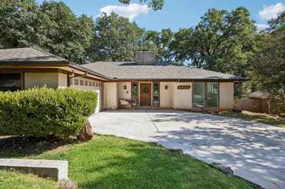 4406 Rain Forest Drive, Arlington TX 76017 - Photo 3
