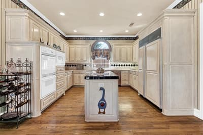 5404 GLENSHIRE Drive, Plano TX 75093 - Photo 4