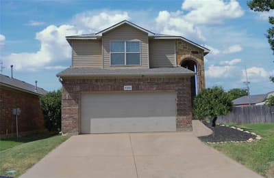 5300 Britton Ridge Lane, Fort Worth TX 76179